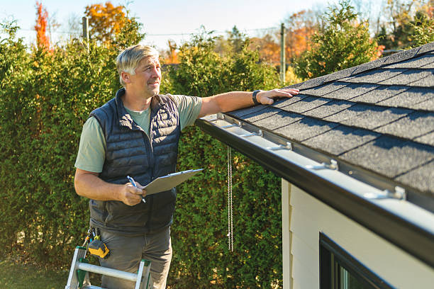 Professional Roofing technician working in Killbuck, OH